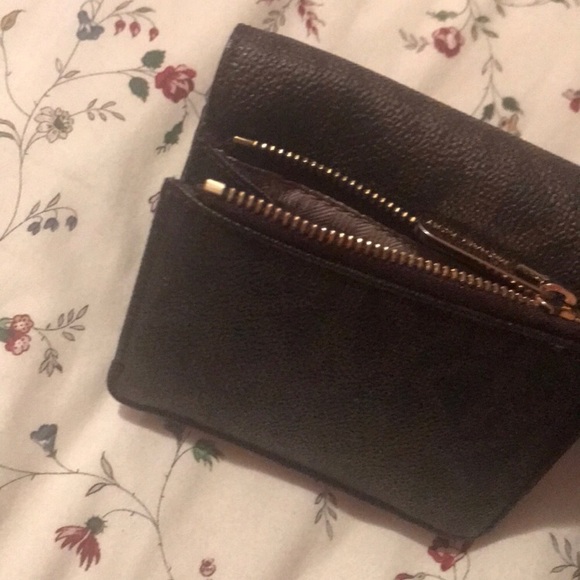 Michael Kors wallet - Picture 3 of 6